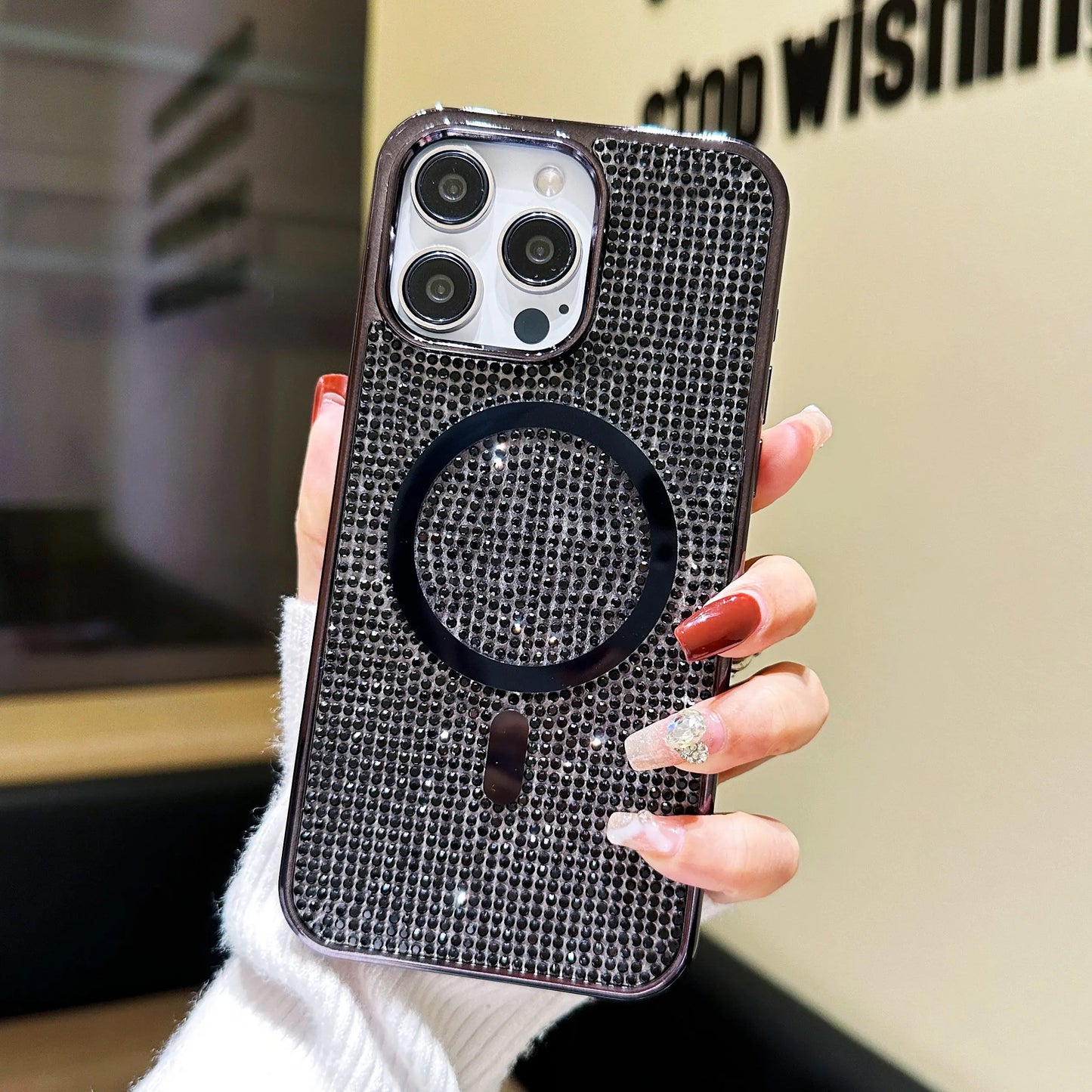 Luxury Glitter Shining Diamond Plating Phone Case for iPhone 11 12 13 14 15 Pro Max Wireless Charging Magsafe Cover